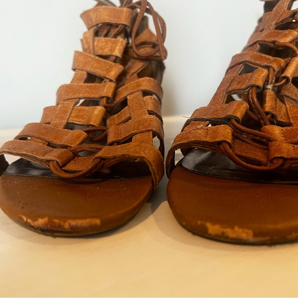 STEVE MADDEN GLADIATOR SANDAL - Picture 6 of 6